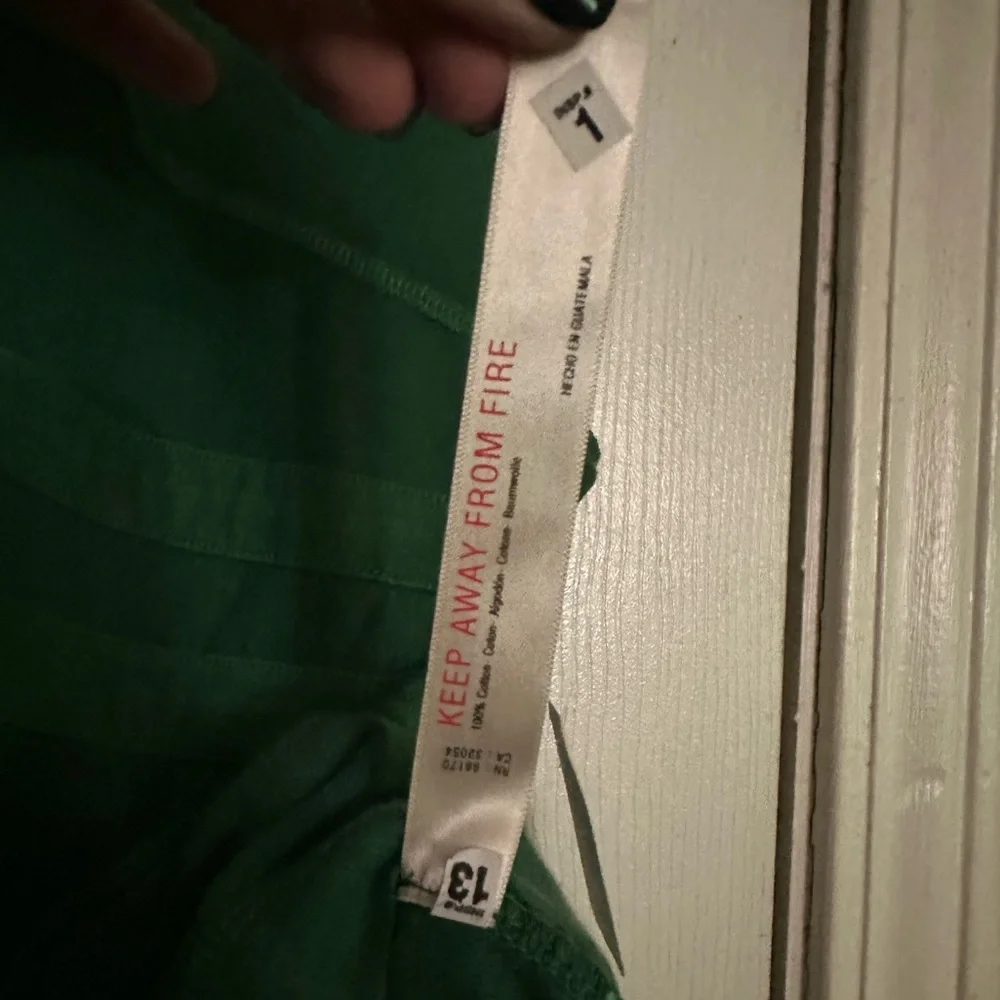 NWOT! FREE PEOPLE MOVEMENT! 'ALL STAR Layer' Light weight V neck! Green XL! - Picture 5 of 9